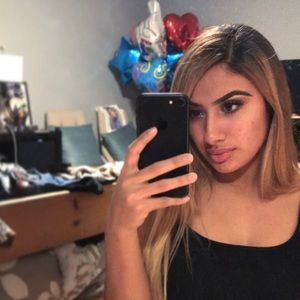 Meet your Posher, Annette